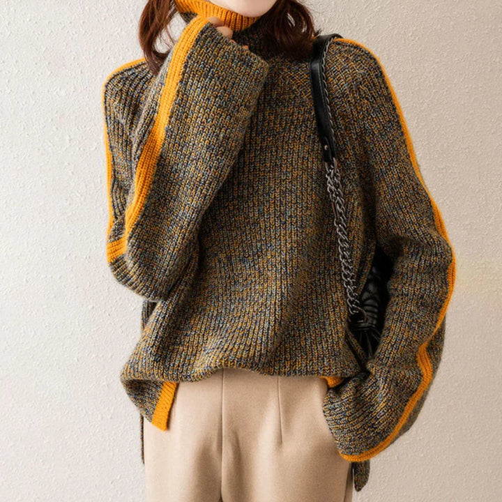 Celine Sweater | Elegante oversized coltrui met oranje streep voor dames